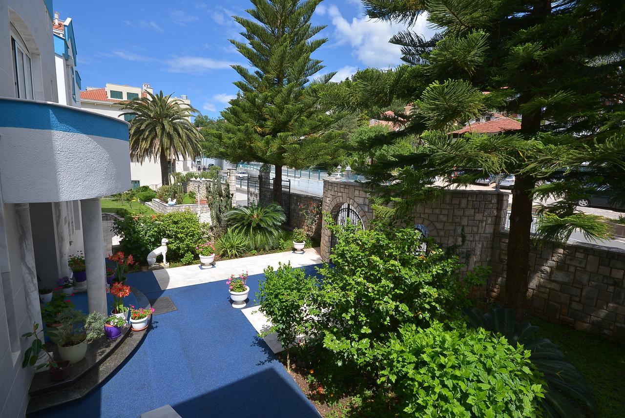 Hotel Vila Margot แฮร์เซ็ก-โนวี ภายนอก รูปภาพ